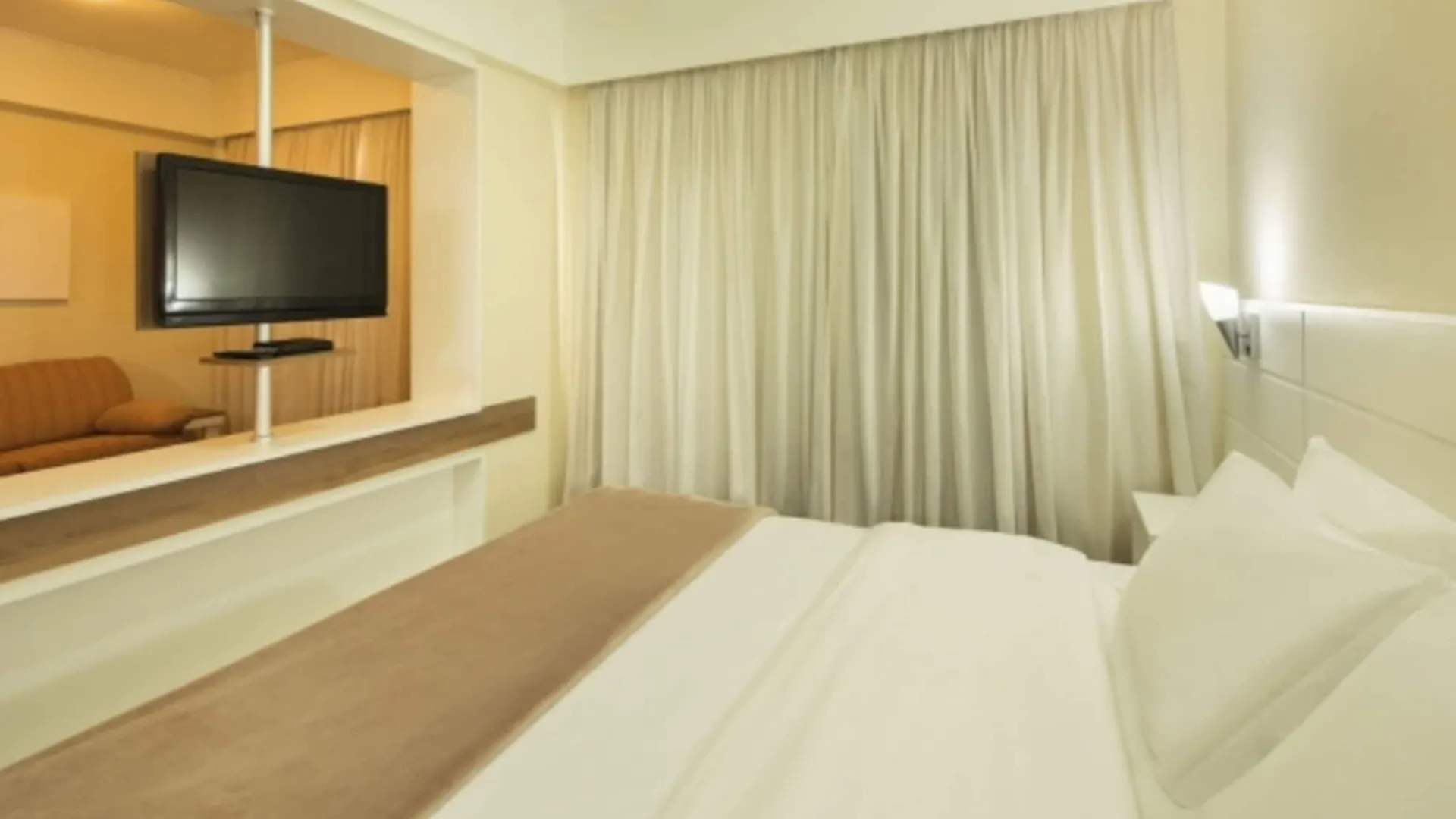 Swan Porto Alegre Hotel